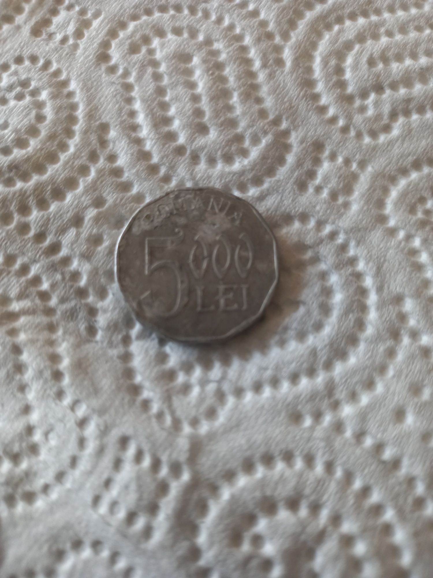 Moneda de 5000 lei