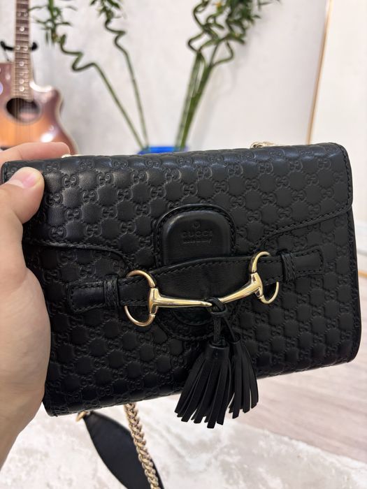 Продам сумку gucci