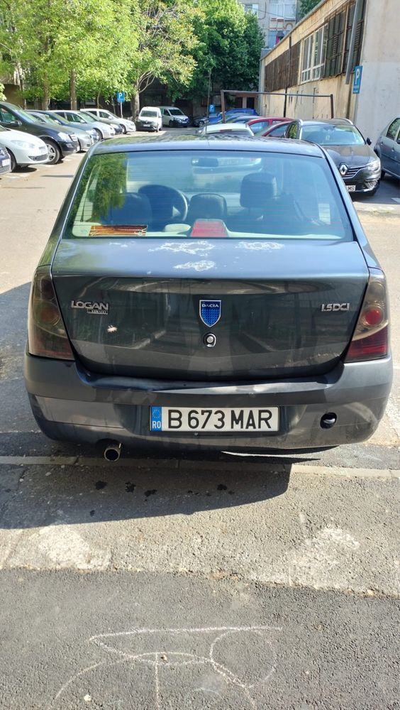 Vând Dacia Logan 1.5 DCI