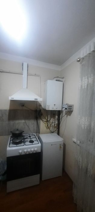 Хива шахри Гиламчи Коллеж йонида уй сотилади