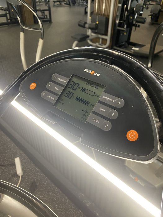 Power Plate/fit vibe вибрираща платформа