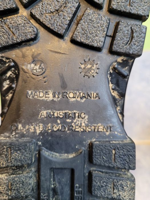 Ghete înalte protectie bărbați Lenox mar.44