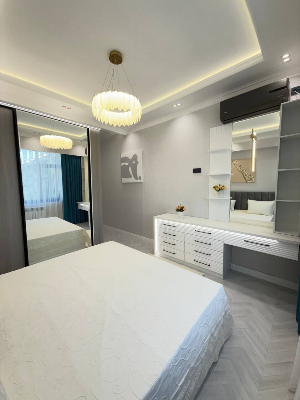 Продажа 4х комнатной квартиры в ЖК New Life,Яшнабад