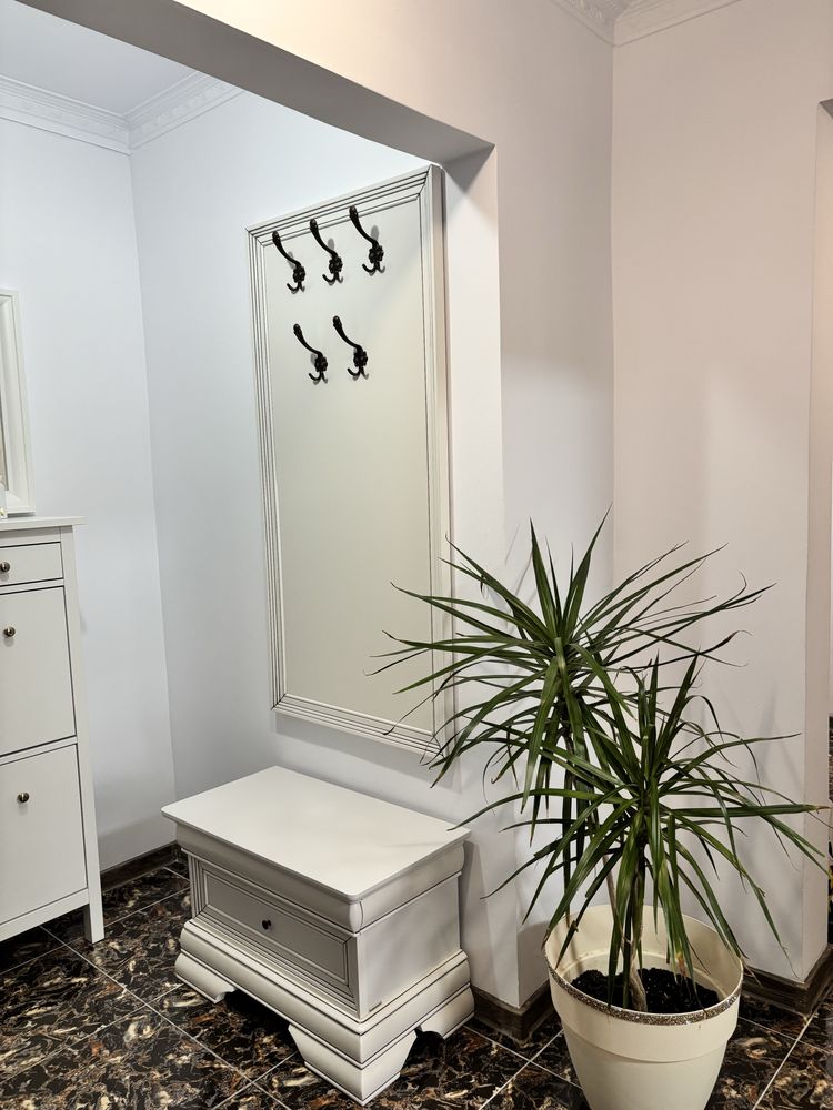 Apartament 4 camere ultracentral ,bloc Catena
