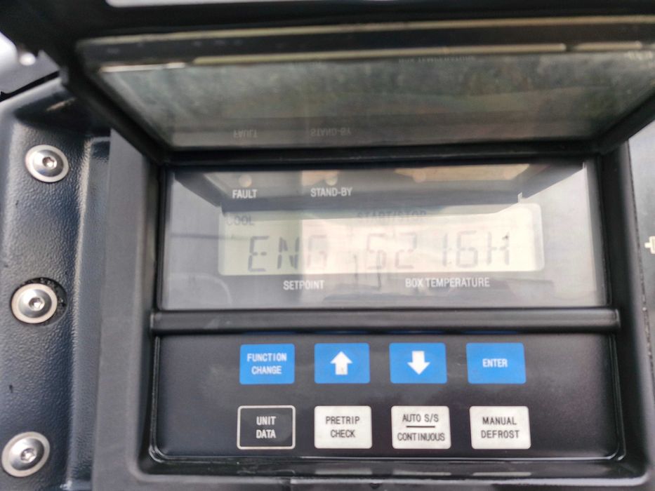 Se vinde semiremorca Krone