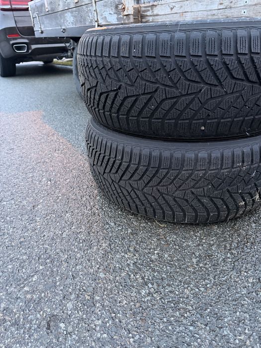 Anvelope de iarna 275/40/19 si 245/45/19