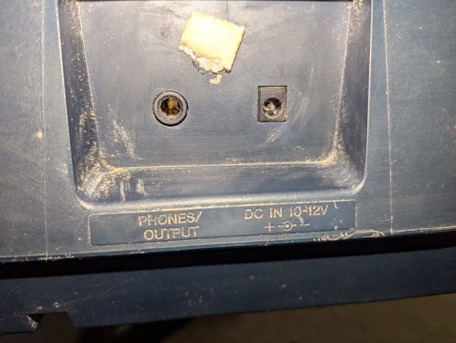 Ретро синтезатор Yamaha