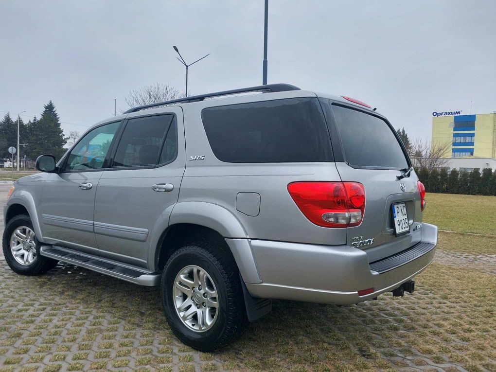 Продавам Toyota Sequoia