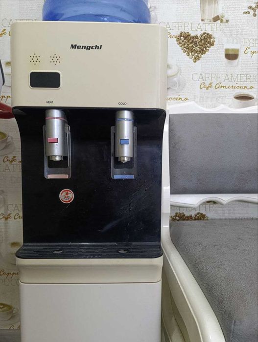 Кулер для воды (многофункциональный