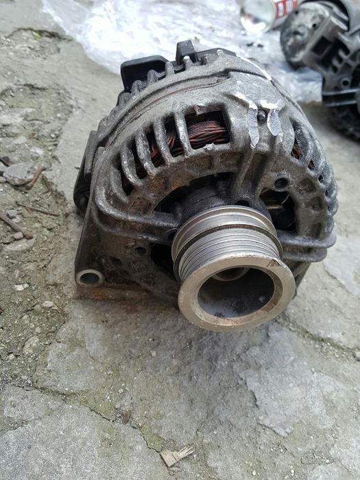 Alternator Opel Astra H Zafira B Vectra