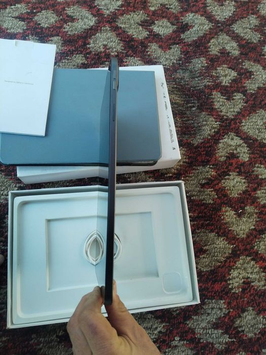 Original emas. IPadPro 11 inch 4 sotiladi.