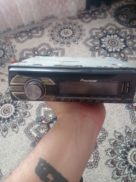 Пионер магнитофон