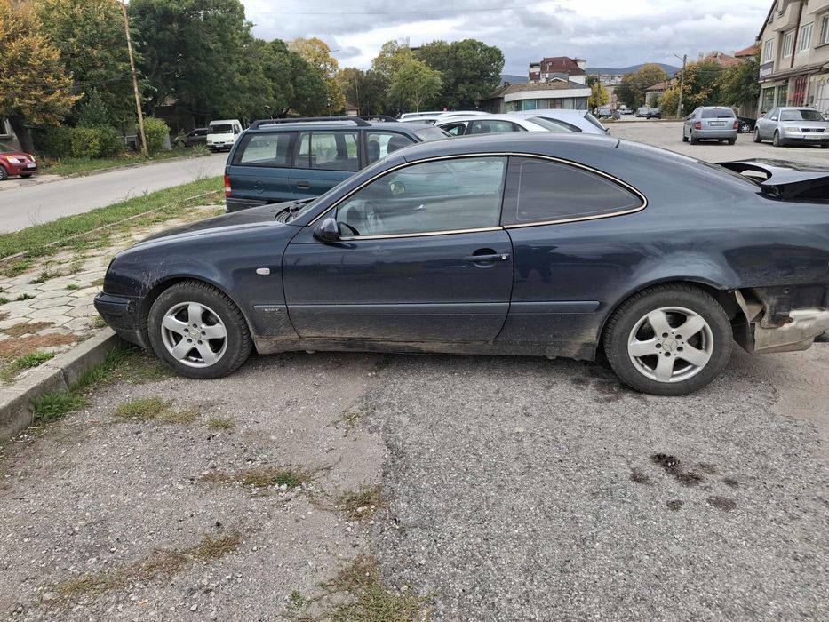 Мерцедес CLK 200 за части