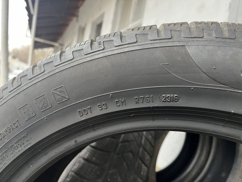 4 бр. зимни гуми 225/55/19 Pirelli DOT 2316 5-6 mm