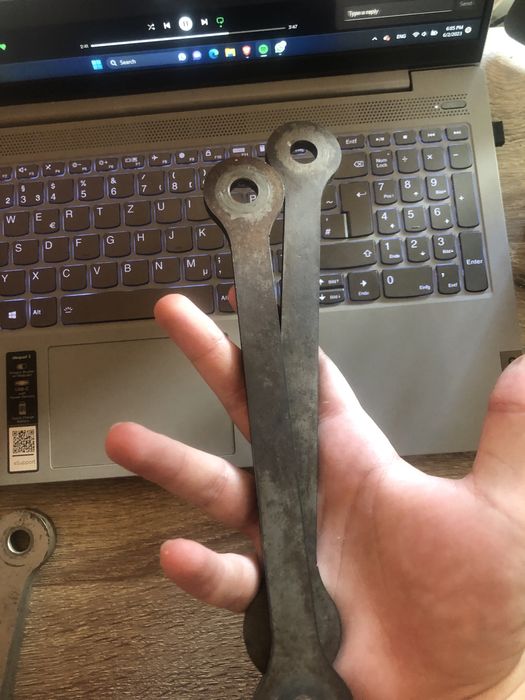 Kit coborare inaltime șa (gsx-r 1000 05’-06’, gs500 (e sau f) 01’-08’)