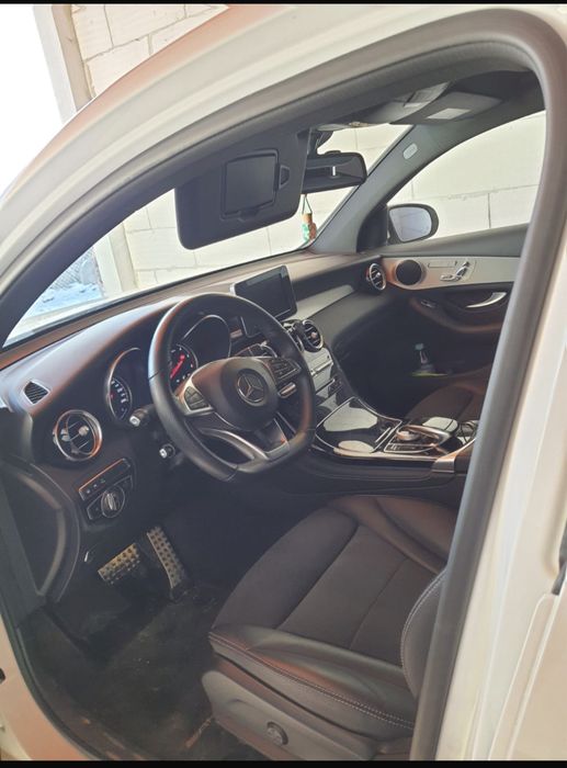 Masina de vanzare glc coupe