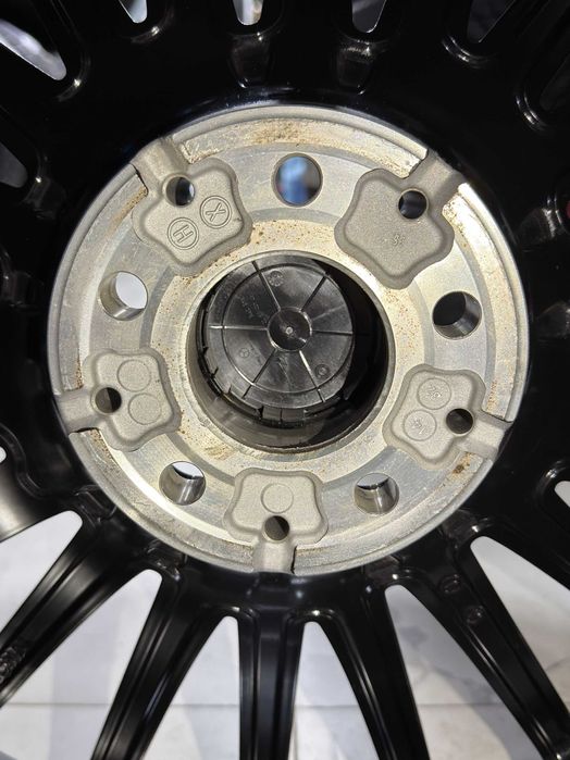 Mercedes-Benz AMG Диски Оригинал R21 разноширокие