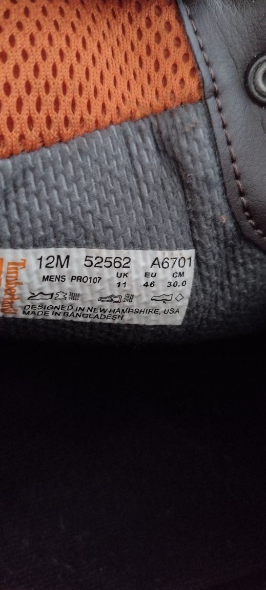 Работни обувки  Timberland .

В перфектно състояние.