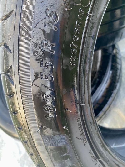Vand  2 anvelope vara MICHELIN R16 (195/55 R16) Dot 05/2023
