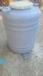 Butoi de plastic cu capac si manere 60 l