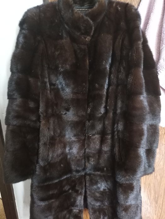 Продам норковую шубу