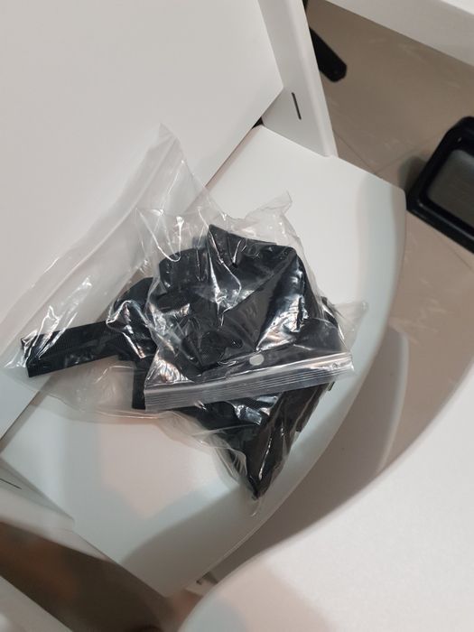 Scaun masa bebe lemn alb. Noua.