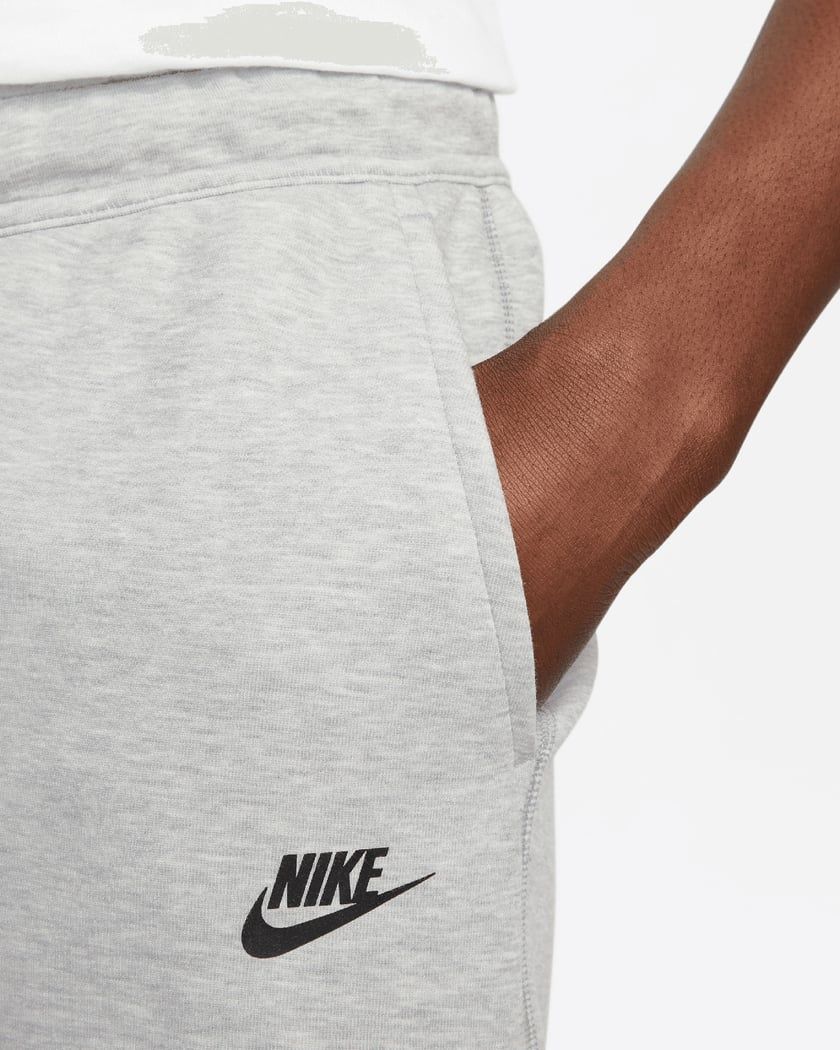NIKE Долнищe Tech Fleece