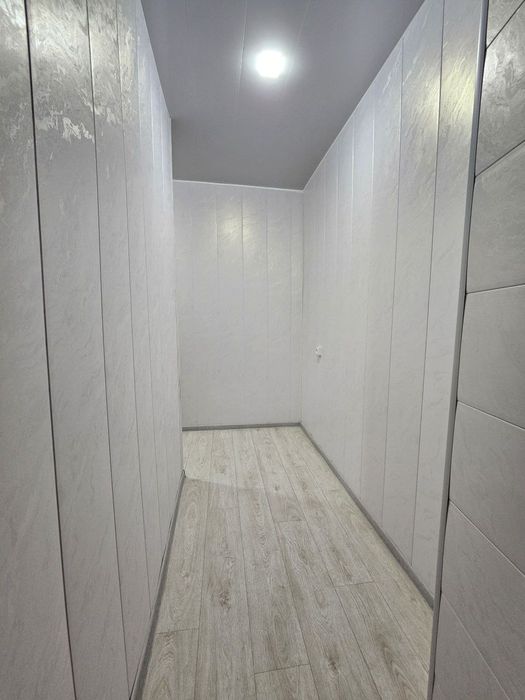 Продаётся 1*2-1-4 Чиланзар 22-квартал 2х3 бал вдол дороги паспорт стол