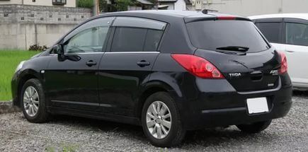 Запчасти NISSAN TIIDA /VERSA 04-14 запчасти по кузову...