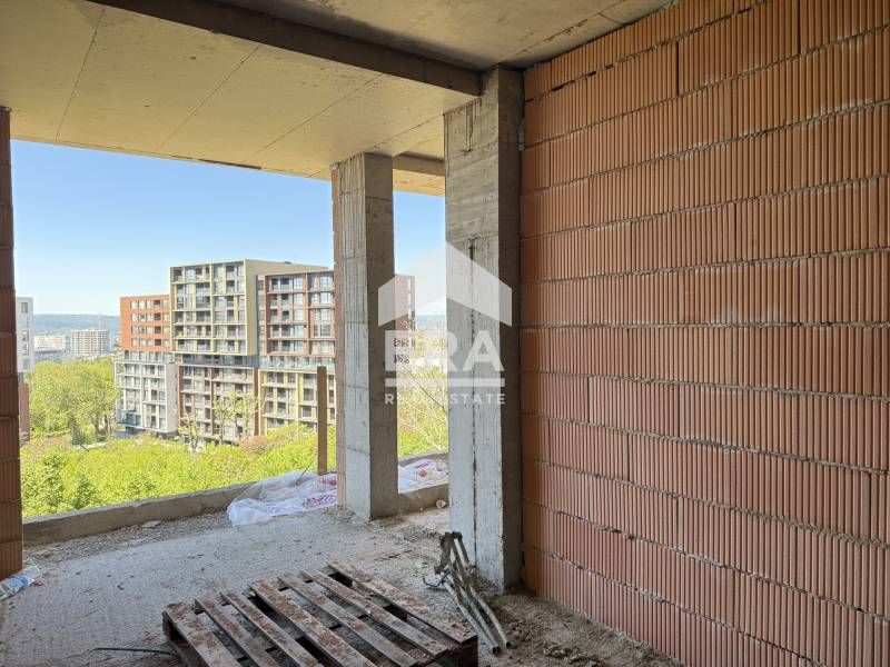 Продава се Тристаен апартамент в Варна, Бриз - 137 кв.м за 2106 €/кв.м - Снимка #5