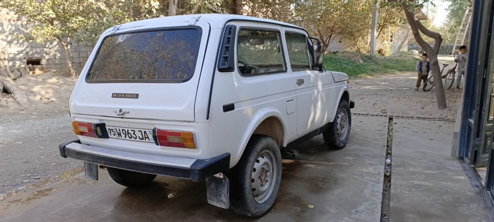 Niva 1981-yilda chiqan xolati yaxshi