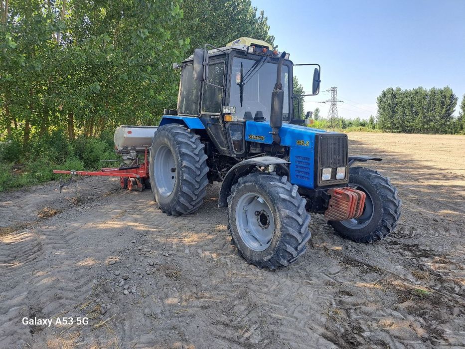 Belarus 952.2 xamajoyi radnoy yangi traktor