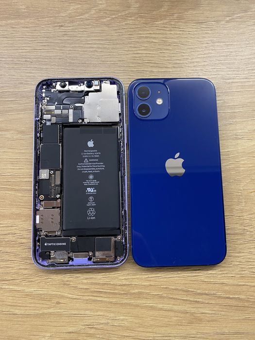 Корпус и iPhone 12 Перфектни-За части