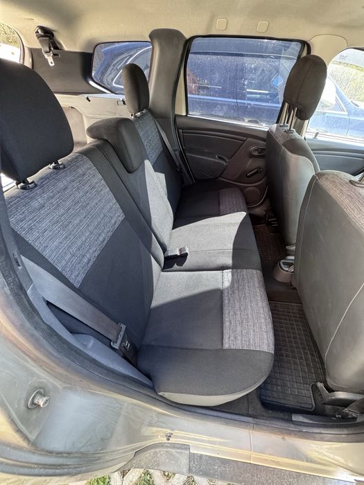 Dacia Duster 1.6I Газ/Бензин