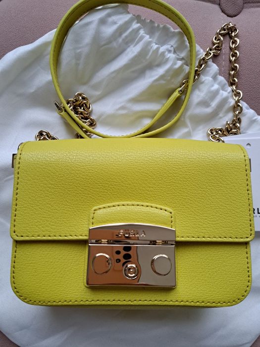 Чанта Furla естествена кожа