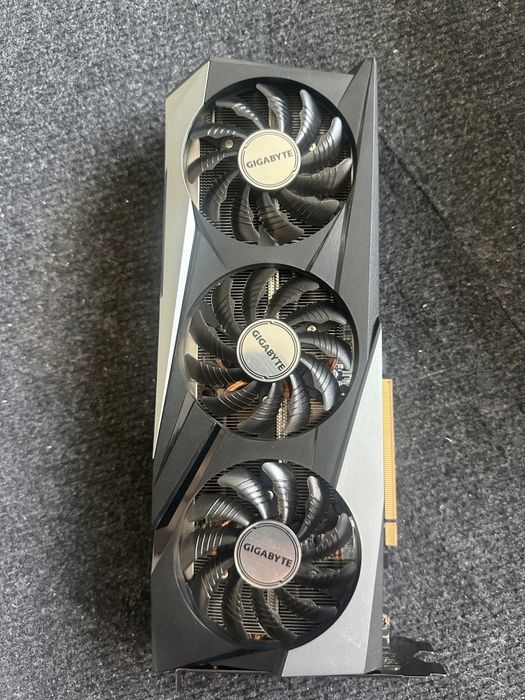 Gigabyte RX 7600 8gb Gaming