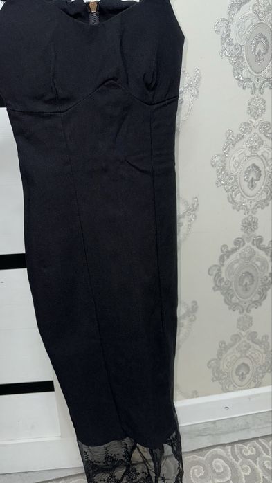 Продам платья,куртку, брюки классика почти новые