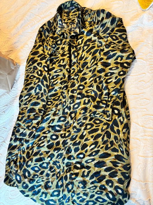 Бутикова рокля страхотна