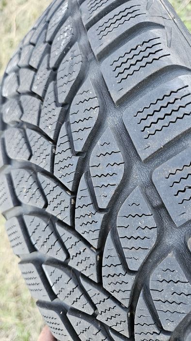 2бр гуми 195 60 15 дот 21 ласа