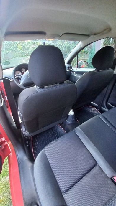Peugeot 207 diesel 2012г