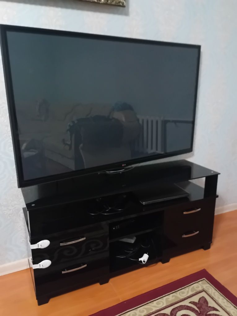 Телевизор LG продается
