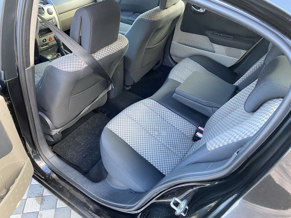 Vand/Schimb Renault Megane 2 2006 1.5DCi Clima/Perdelute/Variante