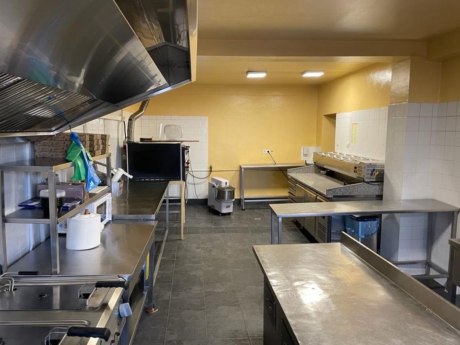 Vand afacere la cheie cu spatiu de productie  in Floresti