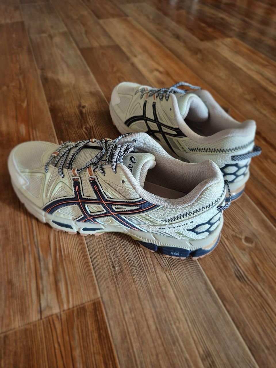Кроссовки Asics new
