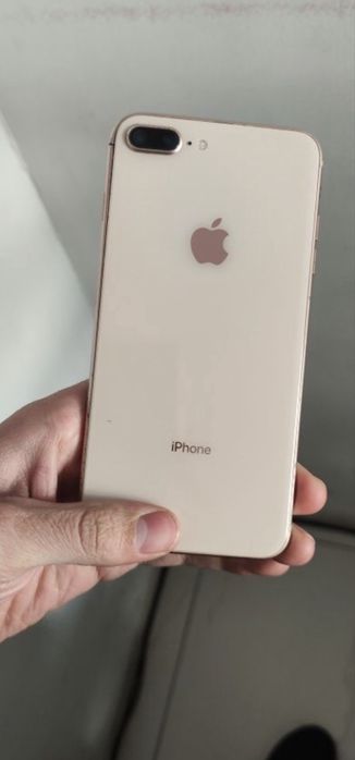 iPhone 8 Plus srochni