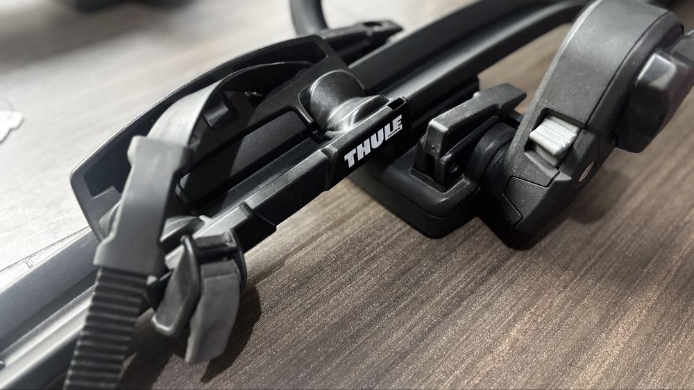 Vând Thule ProRide 598 (black edition) - 2 bucăți