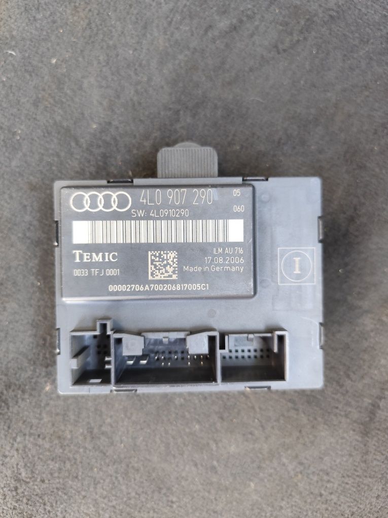 Модул багажник Audi Q7 4L