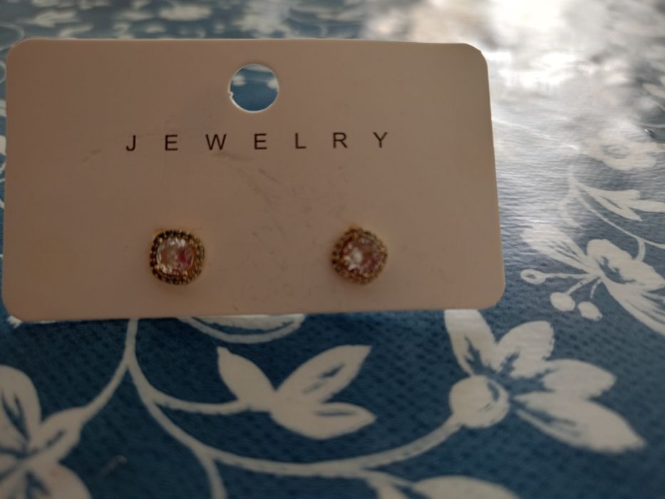 Подарки девушкам