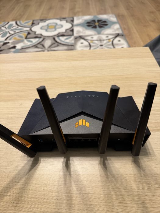 Router Asus TUF ax4200