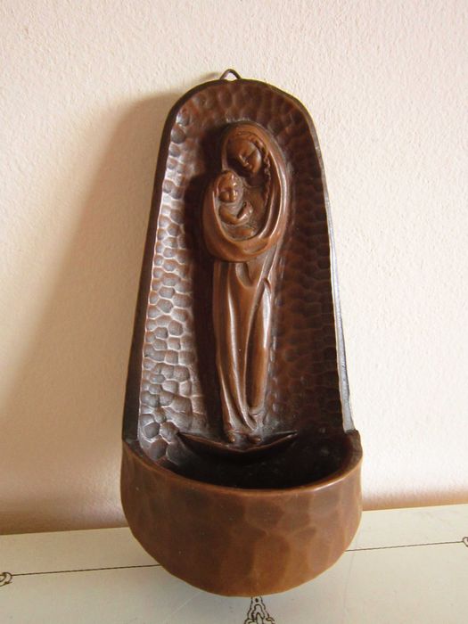 rar Madonna Maria Holy Water pt apa sfintita  Germania